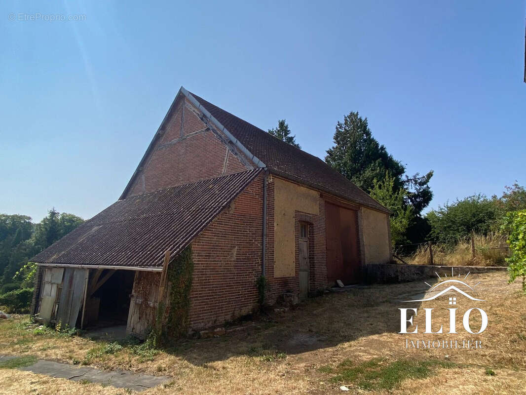 Maison 153 m² à Villadin  - photo 6