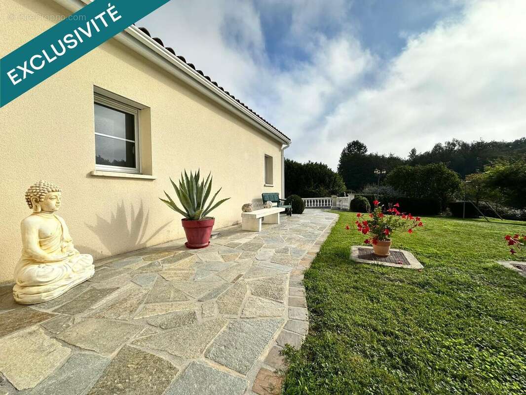 Photo 3 - Maison à SAINT-SAUVANT