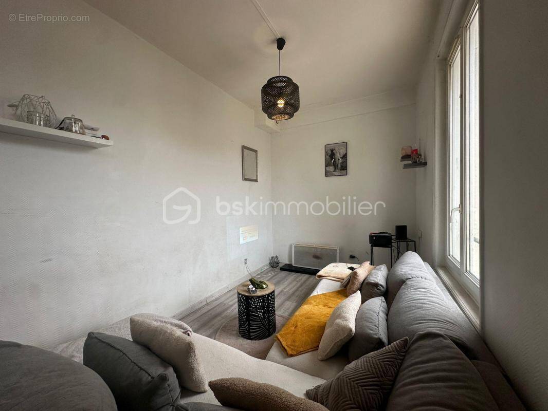 Maison à VARENNES-SUR-SEINE