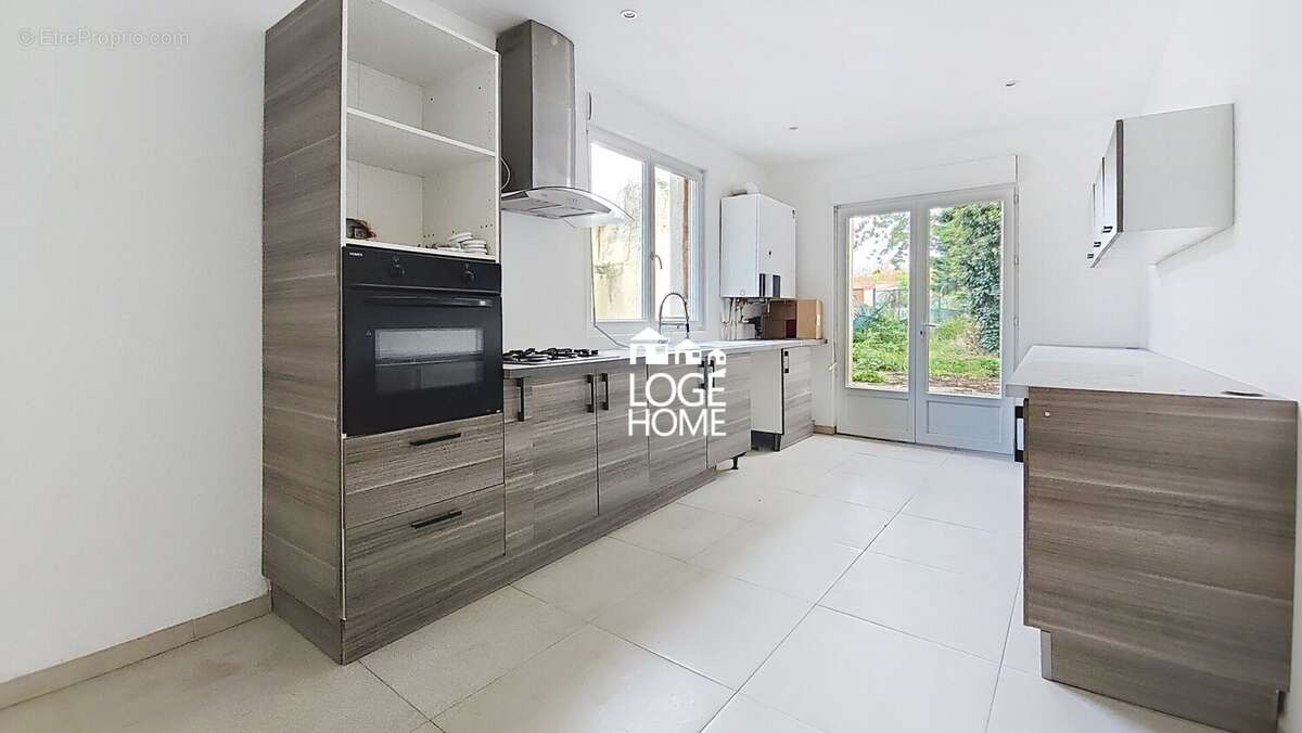 Cuisine équipée - Maison à HENIN-BEAUMONT