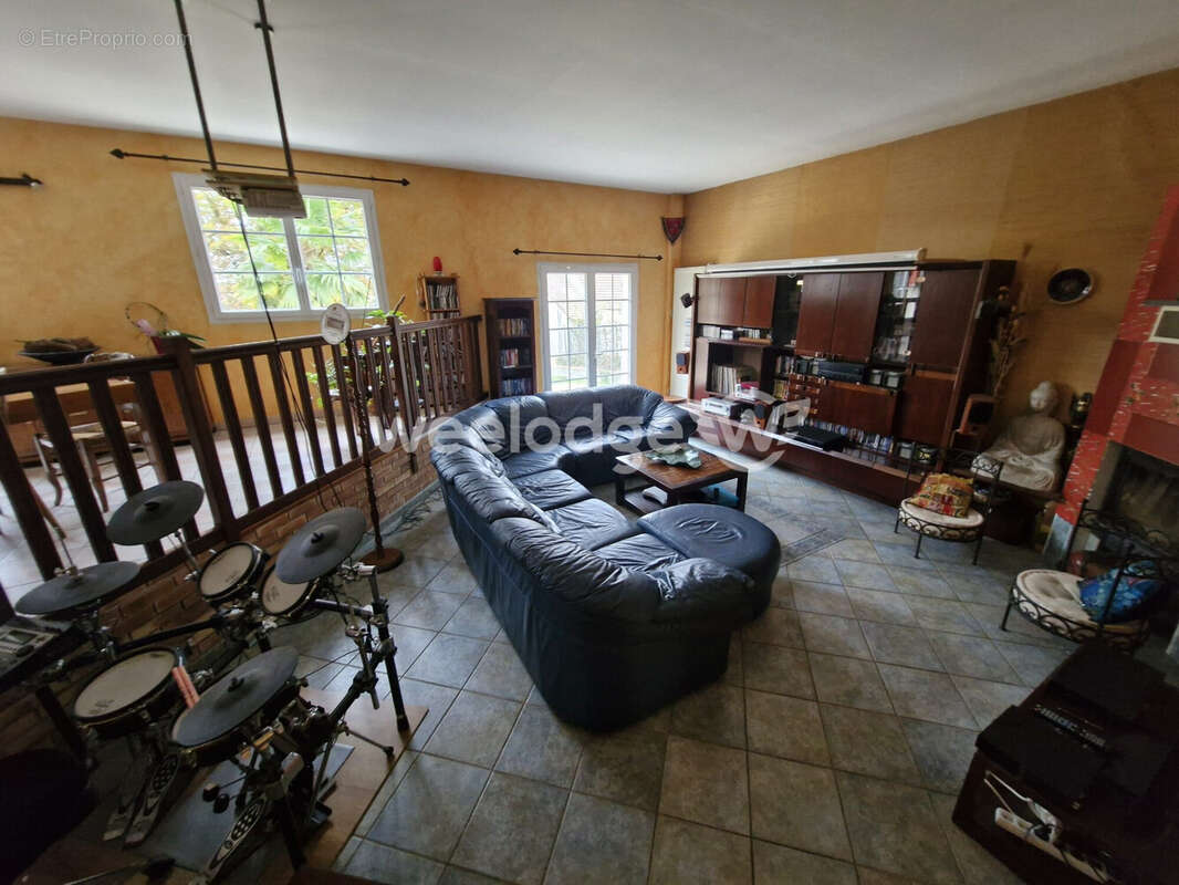 Maison à COURDIMANCHE