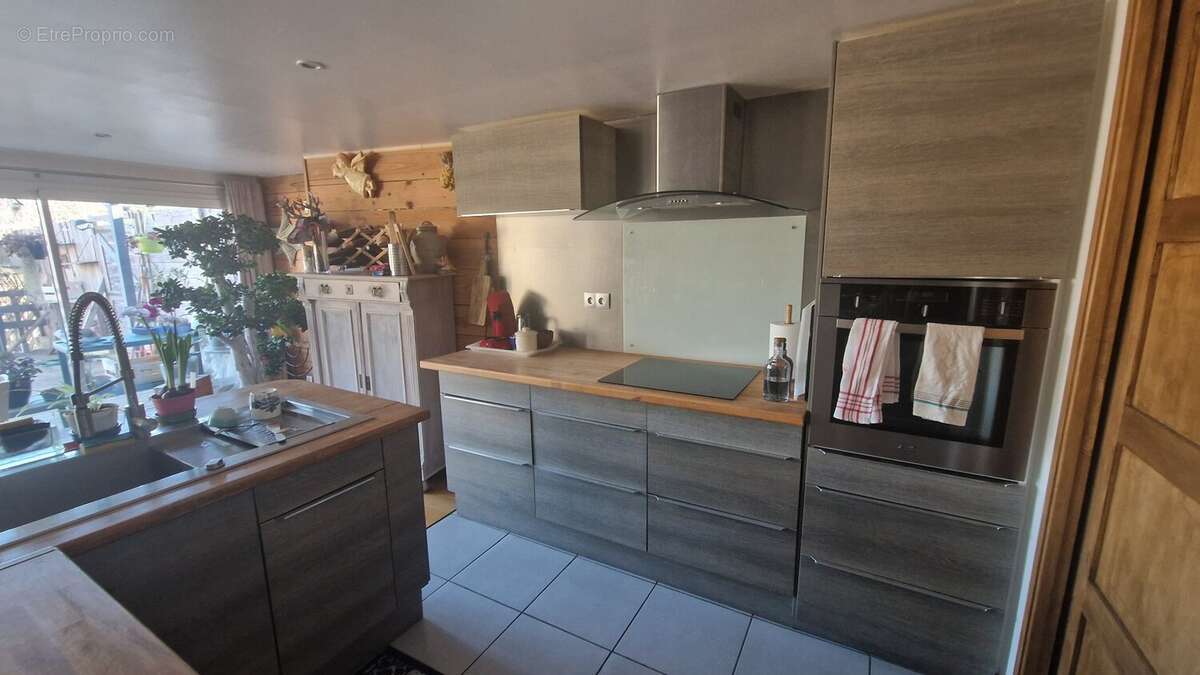 Maison à SALVEZINES