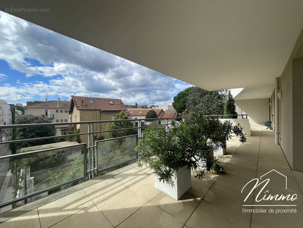 Appartement à NIMES