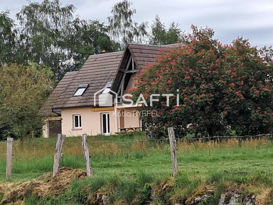 Photo 1 - Maison à ESMOULIERES