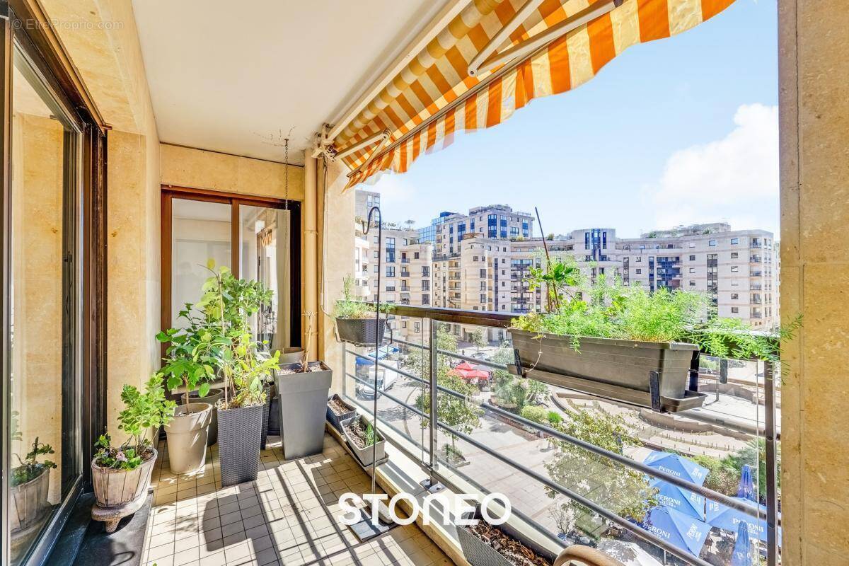Appartement à LEVALLOIS-PERRET