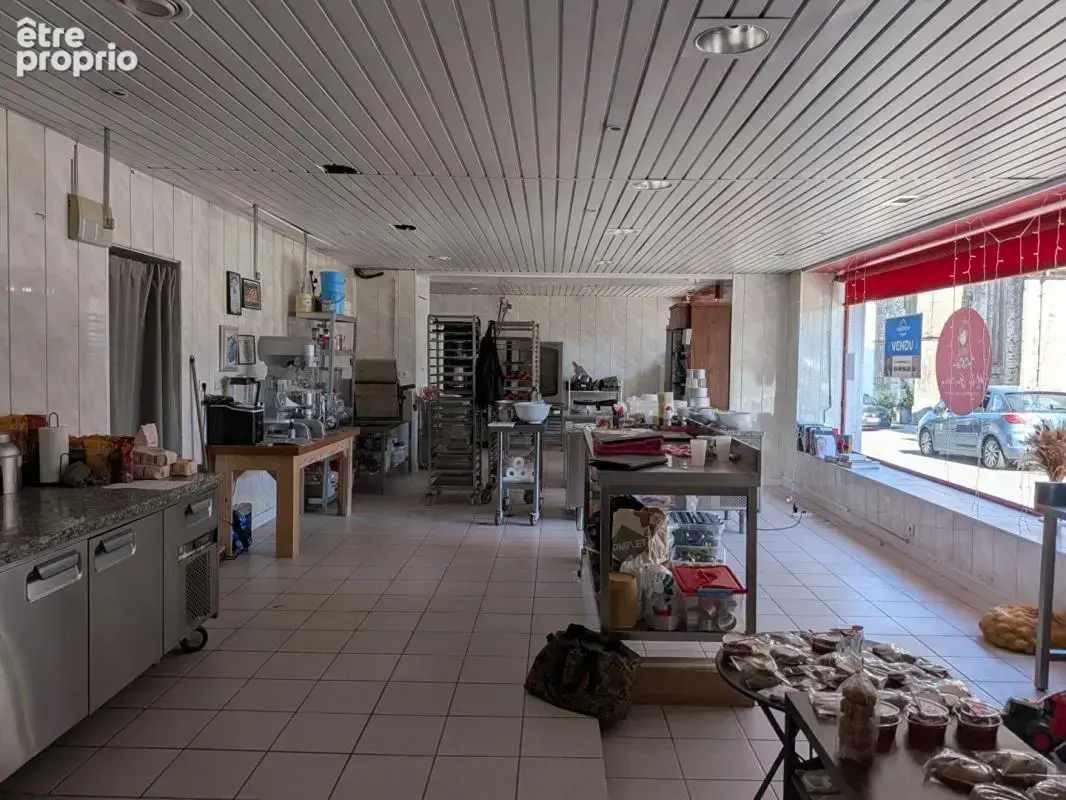 local commercial + habitation - photo 2