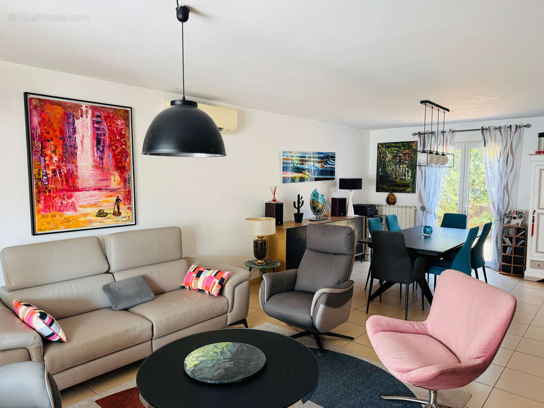 Une maison familiale aux prestations soignées - photo 10