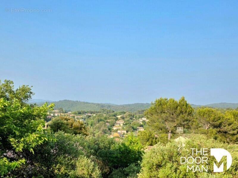 Maison à FLASSANS-SUR-ISSOLE