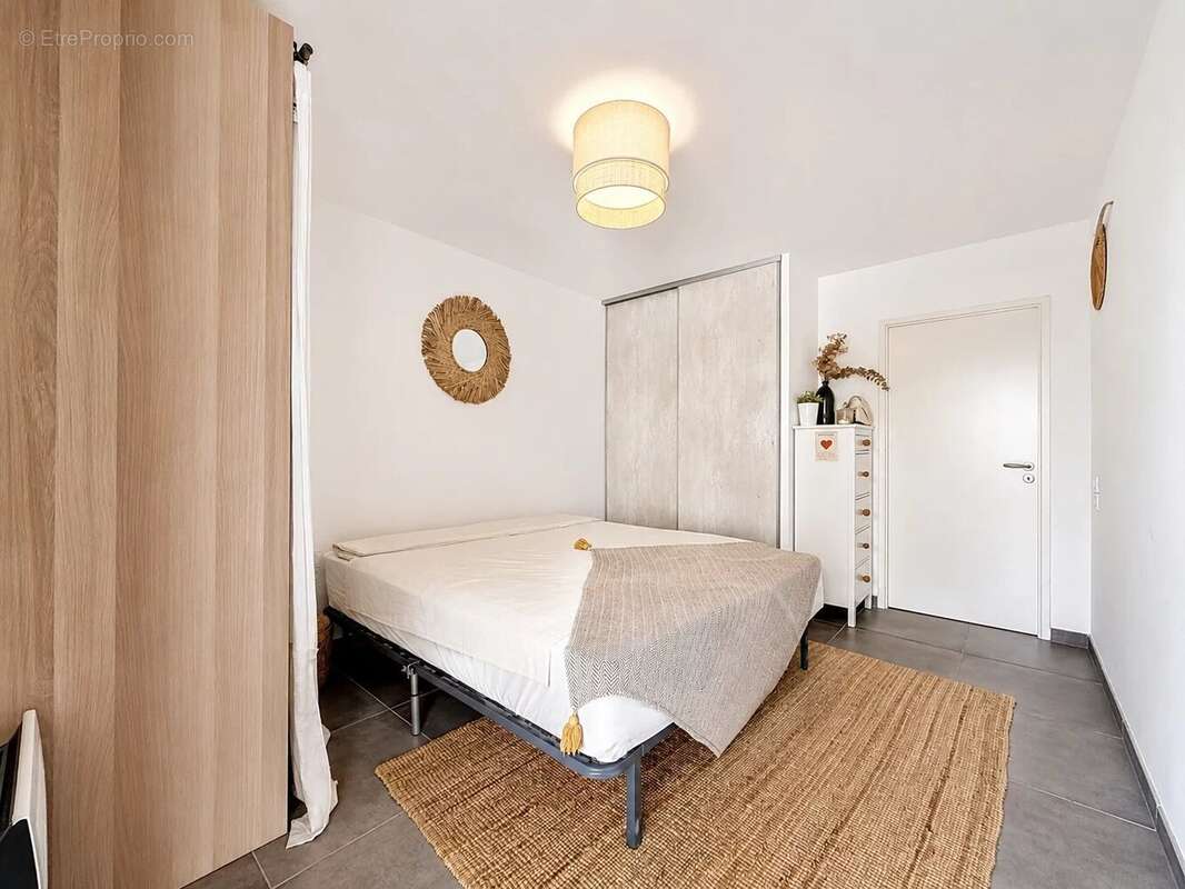 Appartement à MARSEILLE-9E