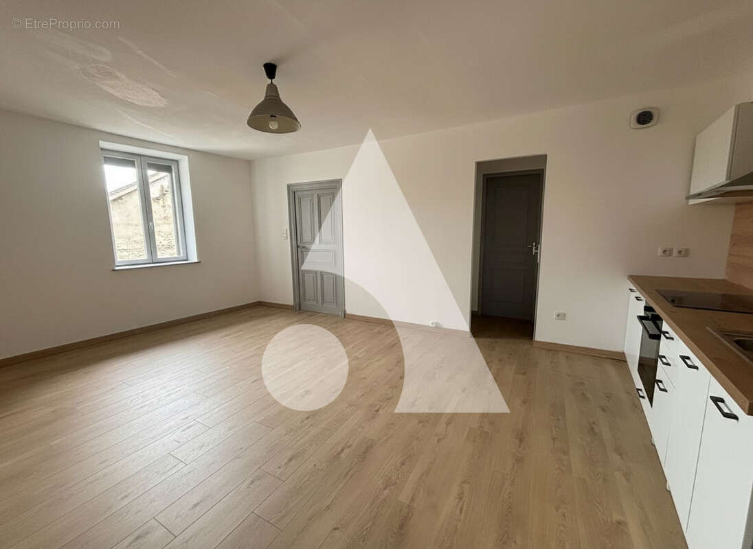 Appartement à BELLEGARDE-SUR-VALSERINE