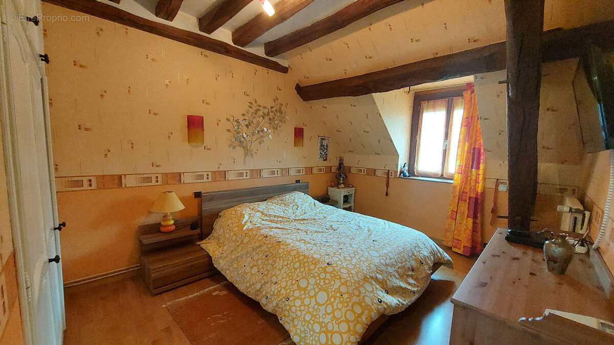 Maison à NOGENT-SUR-VERNISSON