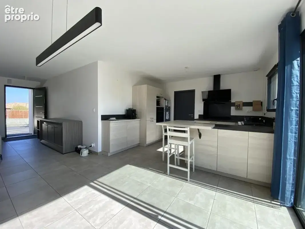 Maison 99 m² à La Bruffiere  - photo 3