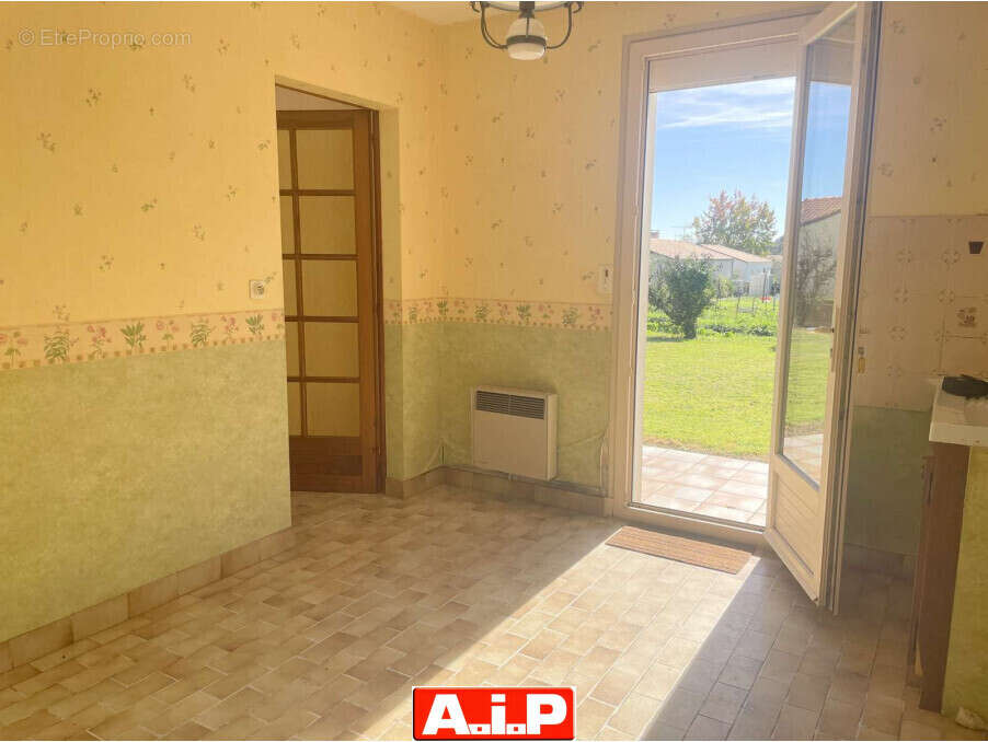 Maison à SAINT-PIERRE-DU-CHEMIN