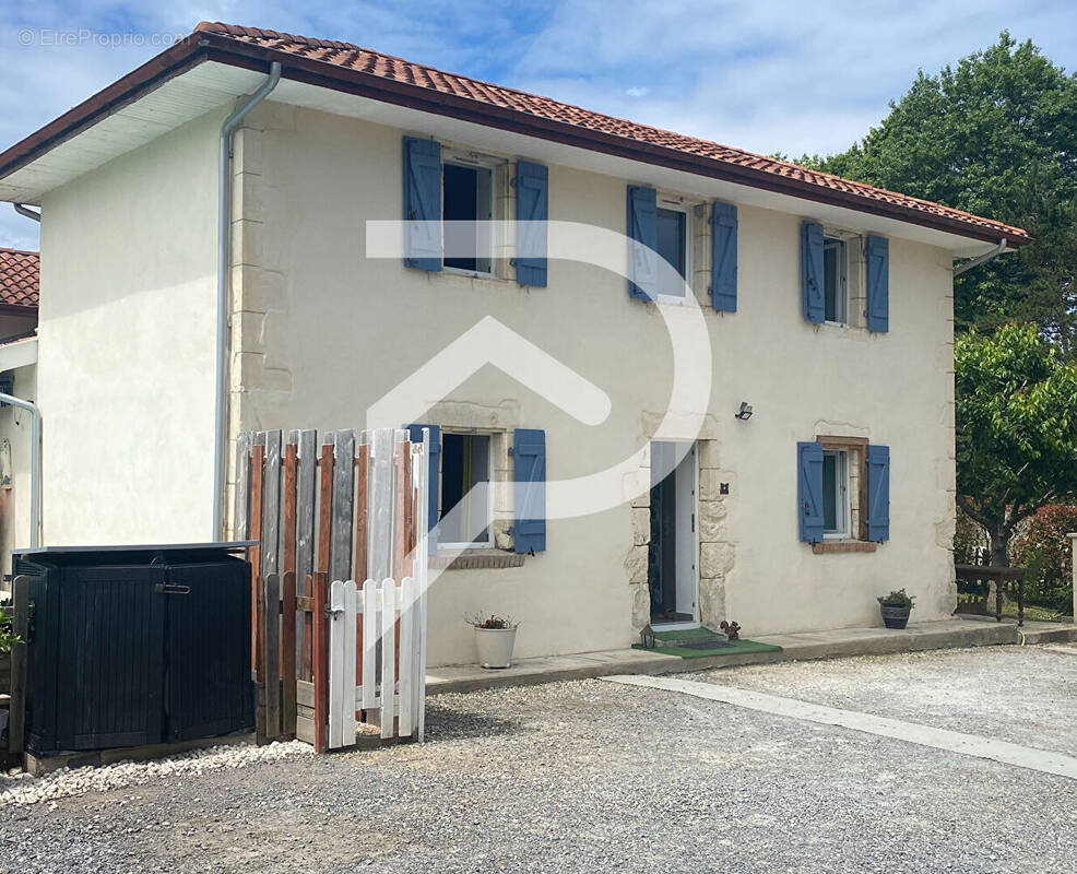 Maison à HEUGAS