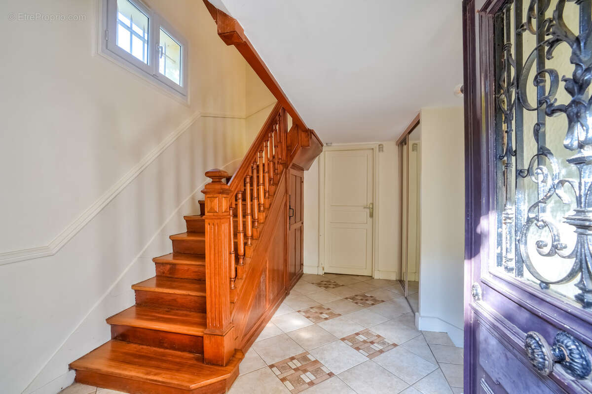 Maison à LE VESINET