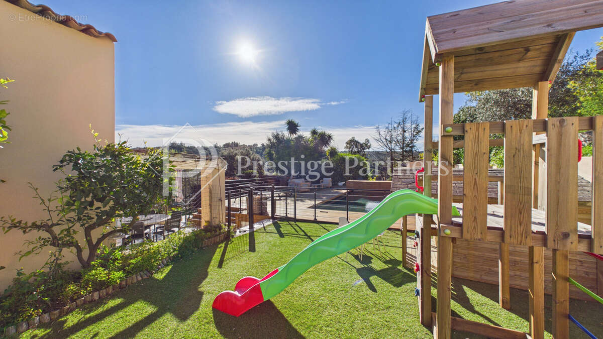 Villa avec piscine au Plan de la Tour - photo 26
