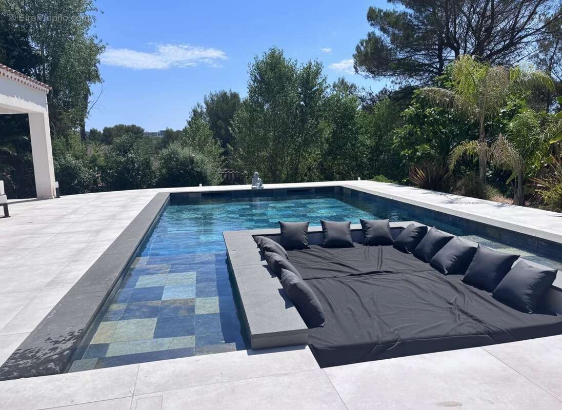 Maison à SAINT-RAPHAEL