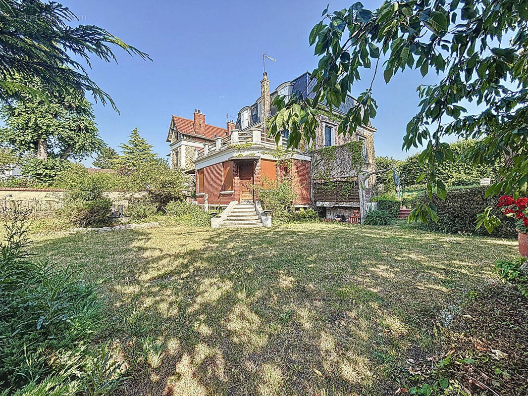 Maison à BRY-SUR-MARNE