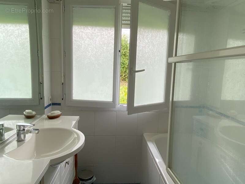 Maison à SAINT-MARTIN-AUX-CHARTRAINS