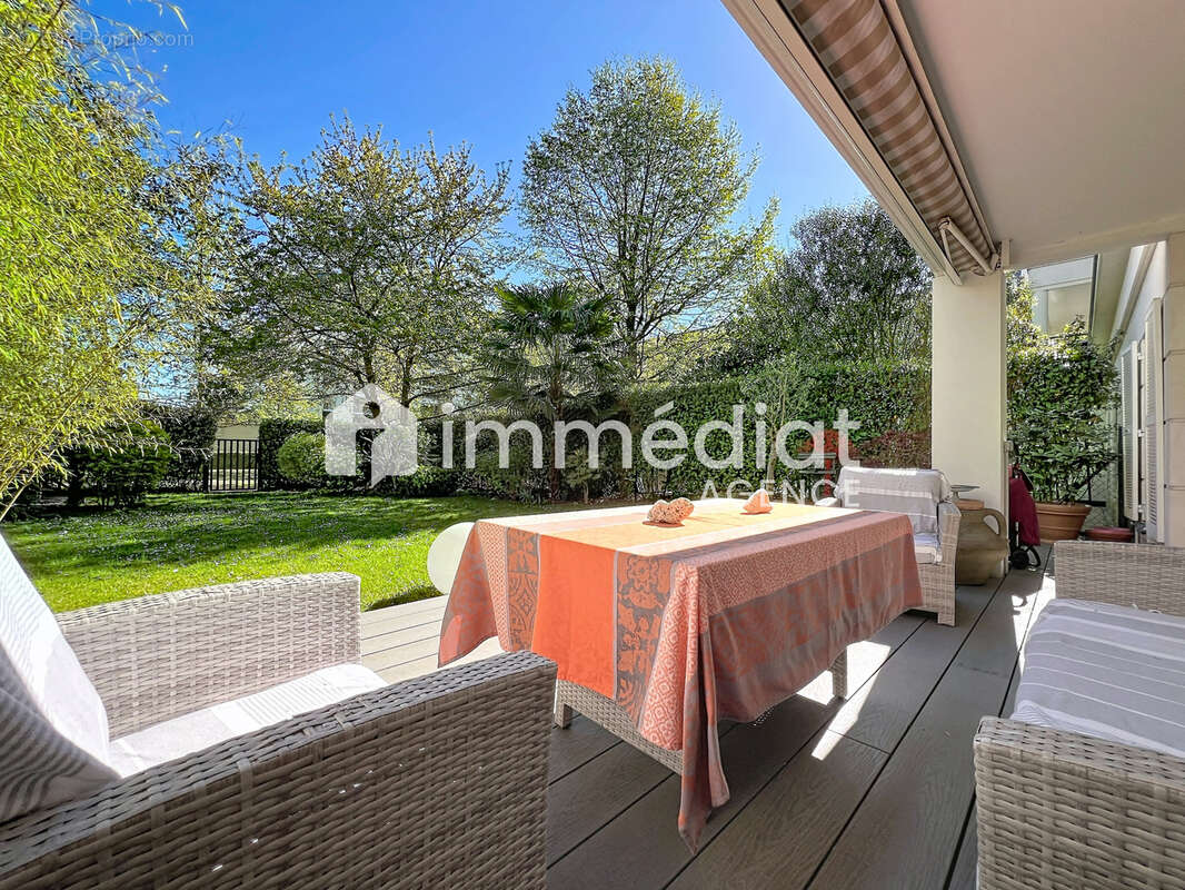 Appartement à RUEIL-MALMAISON