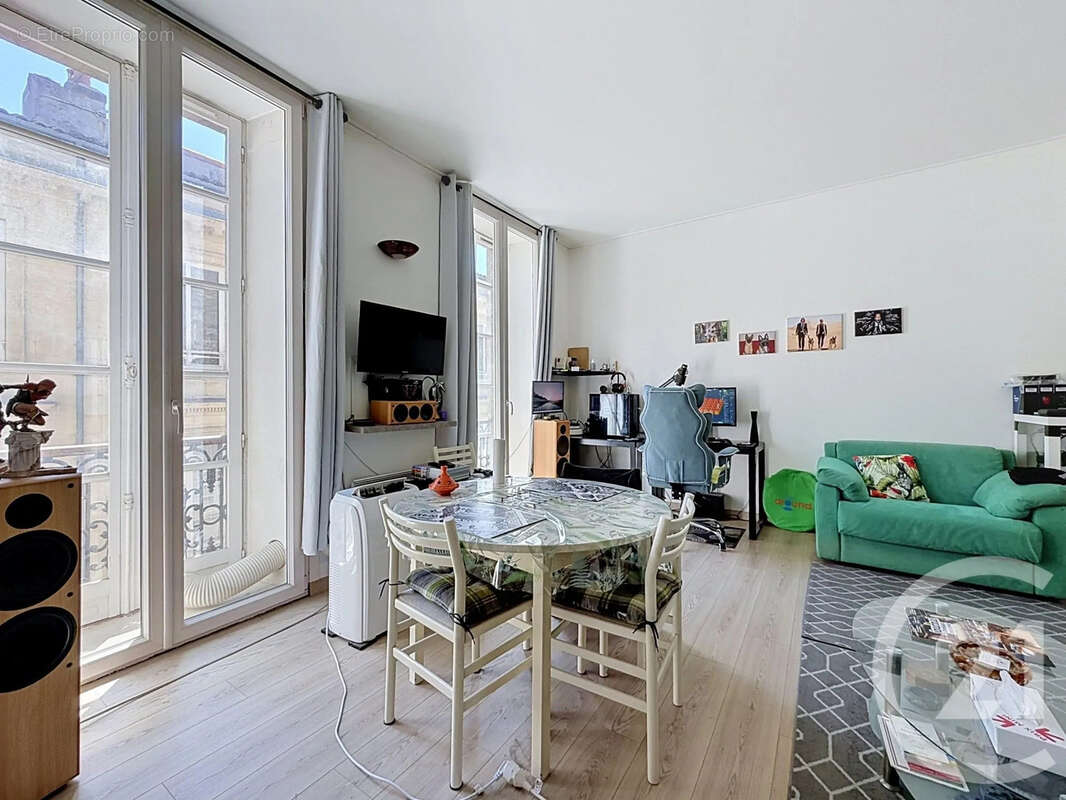 Appartement à BORDEAUX