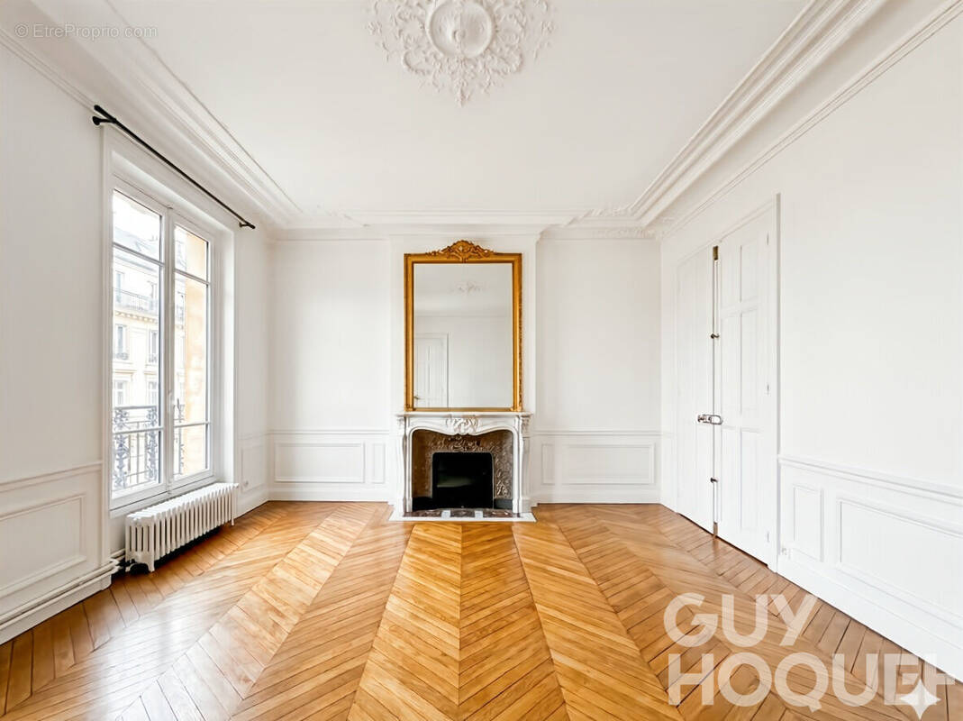 Appartement à VERSAILLES