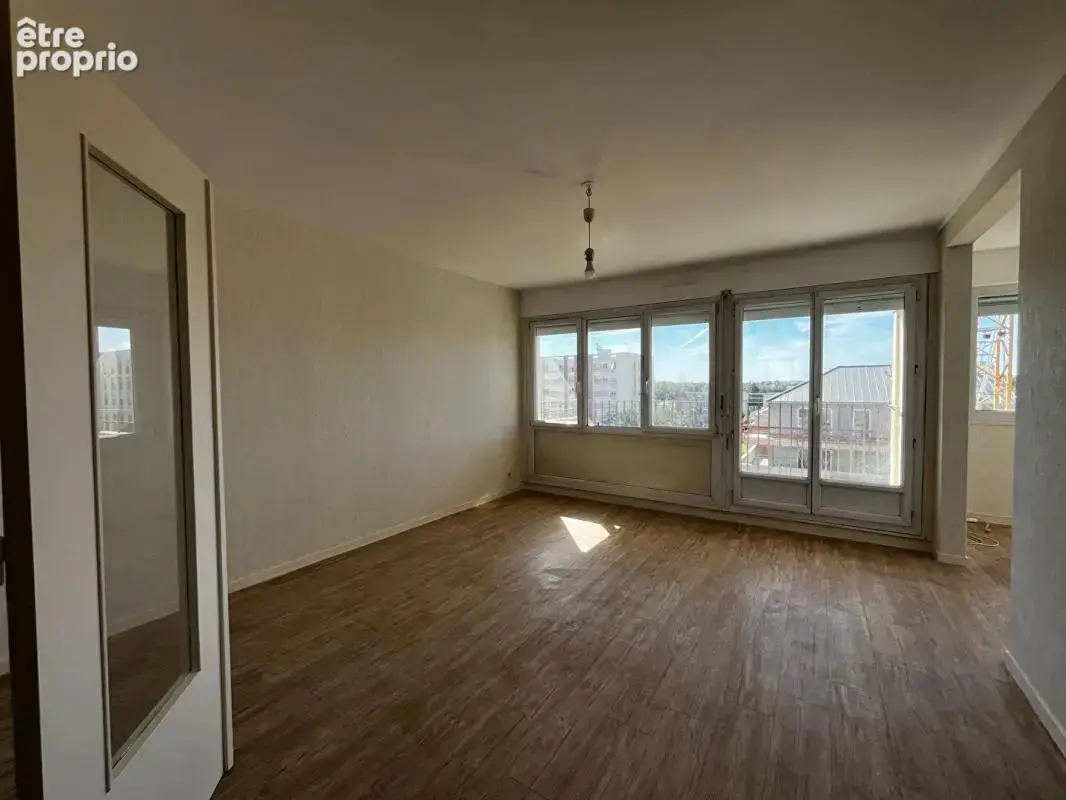 Appartement Les Ponts De Ce 5 pièce(s) 91.07m² - photo 3