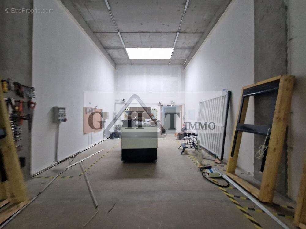 A vendre 273 m²  entrepot bureaux a tremblay en france - photo 9