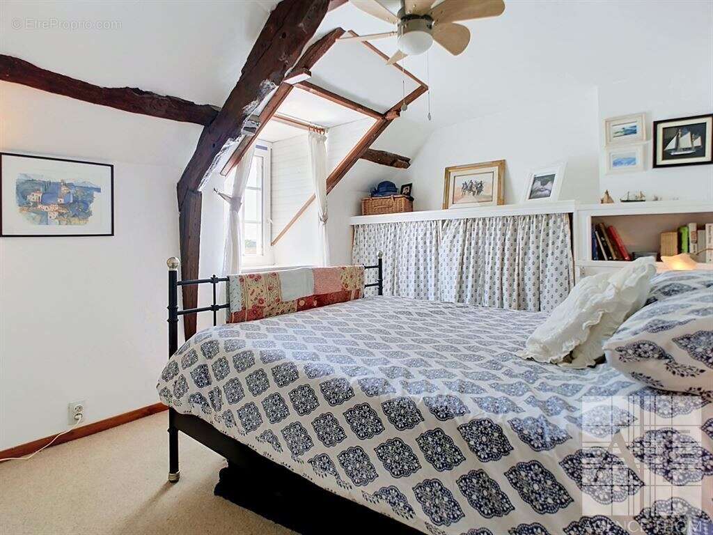 Ensemble immobilier de deux maisons, charme et authenticité - photo 8