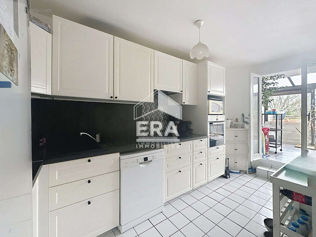 Appartement à ERAGNY