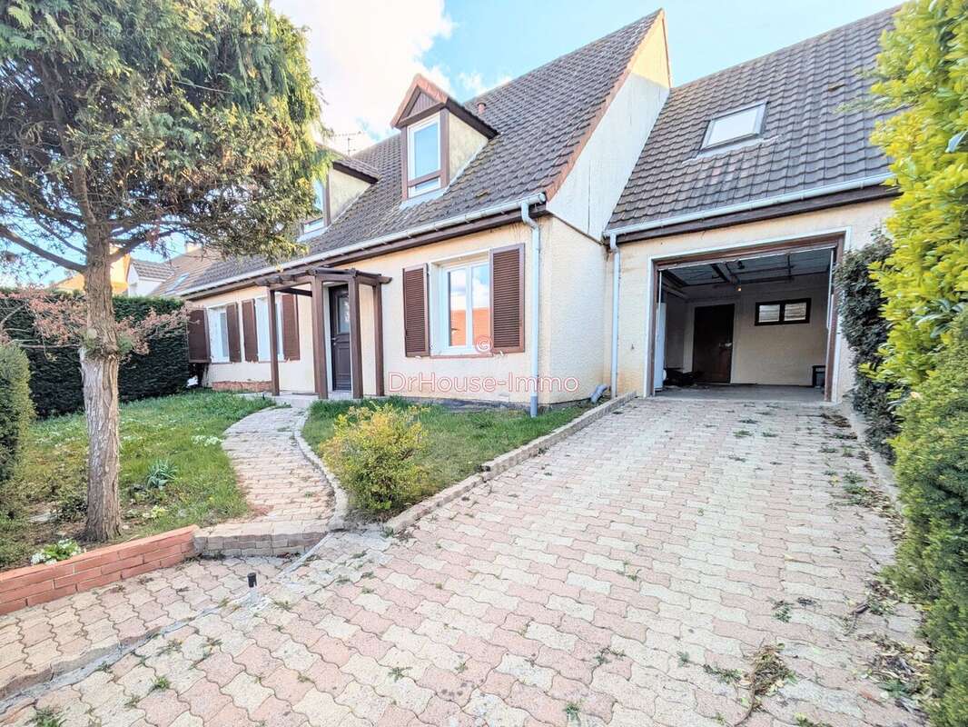 Maison 163 m² à Orgeval  - photo 37