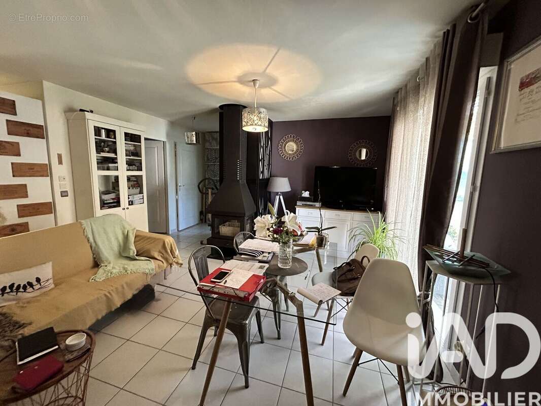 Photo 9 - Maison à VENDAYS-MONTALIVET