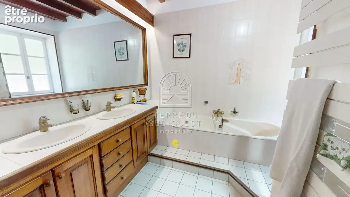 MAISON DE CHARME - Au calme - pas de voisin - 5 ha clos - Dépendances - photo 8