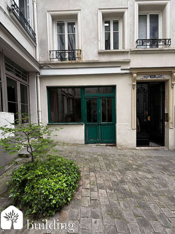 Commerce à PARIS-18E