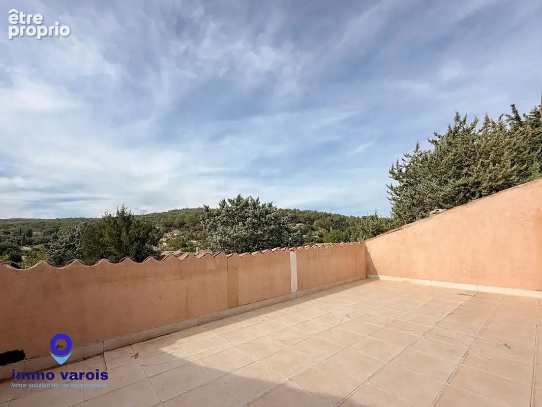 Photo Appartement à Pignans au prix de 221 000€