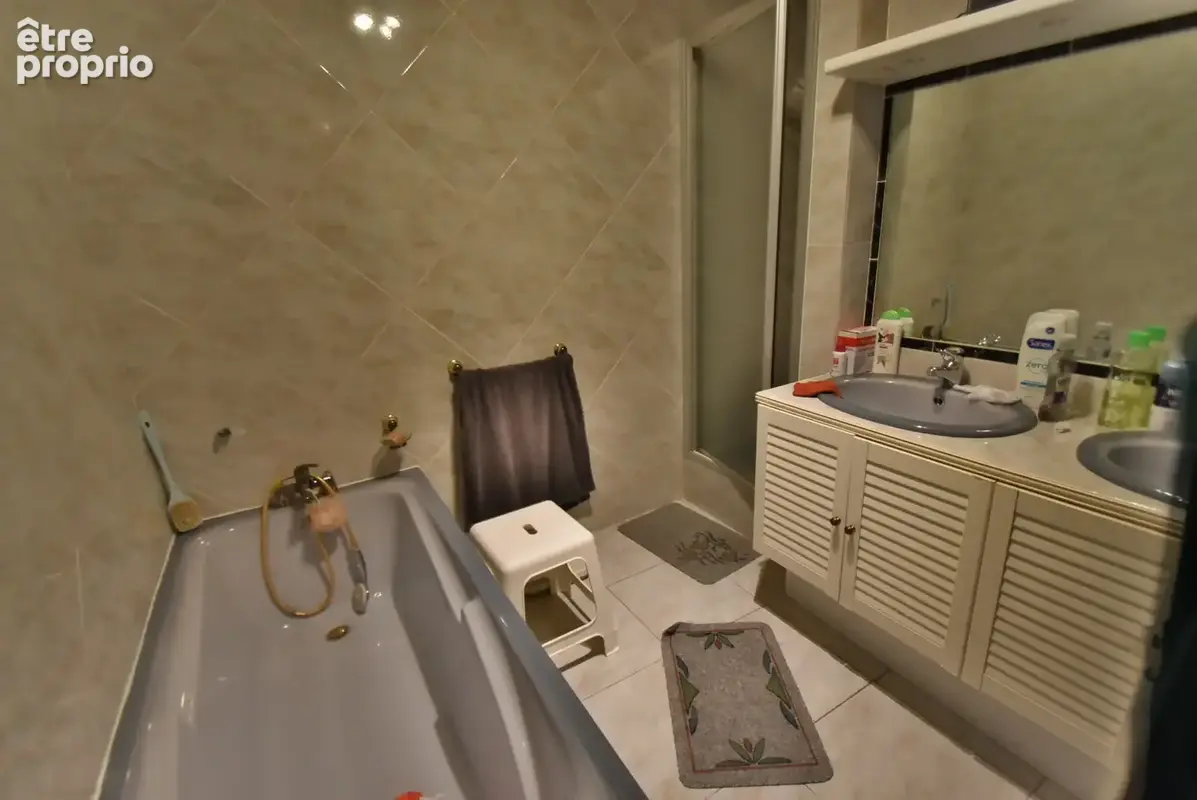 Maison à vendre 6 pièces ANGOULEME (16) maison 3 chambres + Studio et piscine sur terrain de 1150 m2 - photo 11