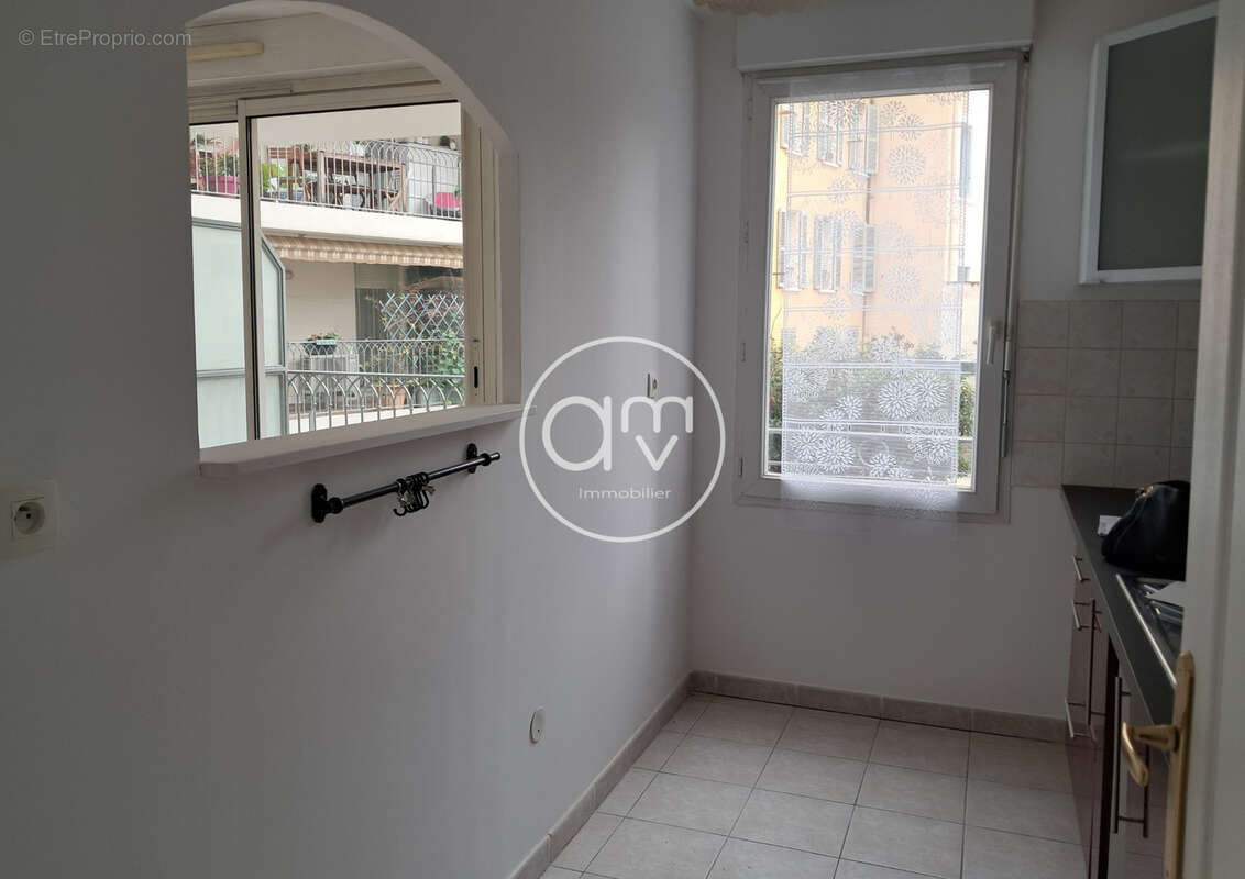 Appartement à HYERES