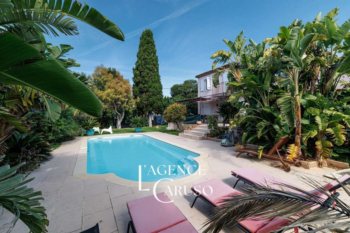 Maison à CAGNES-SUR-MER