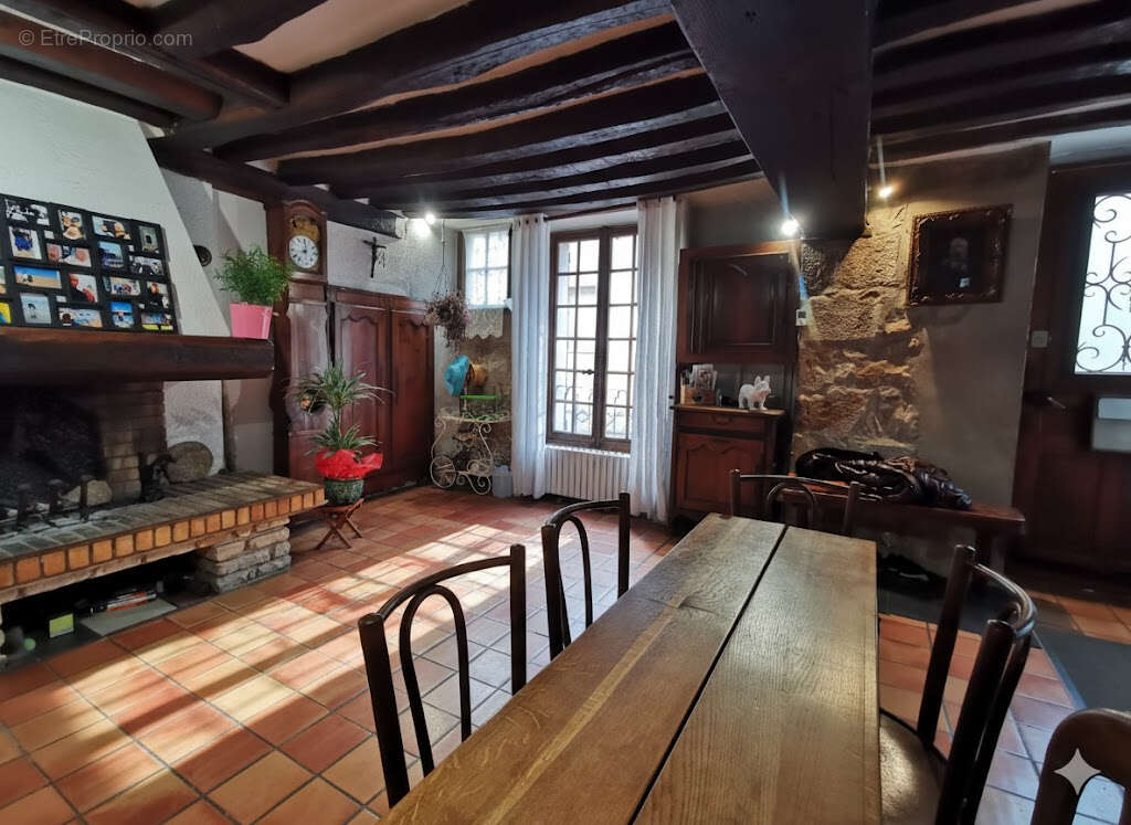 Maison à EPERNON