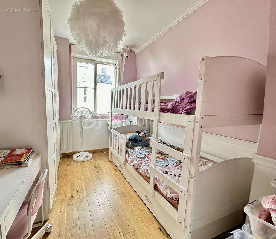 Appartement à SERRIS