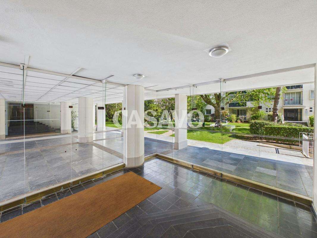 Vente Appartement 4 pièces de 75m² - 92210 Saint-Cloud - photo 18