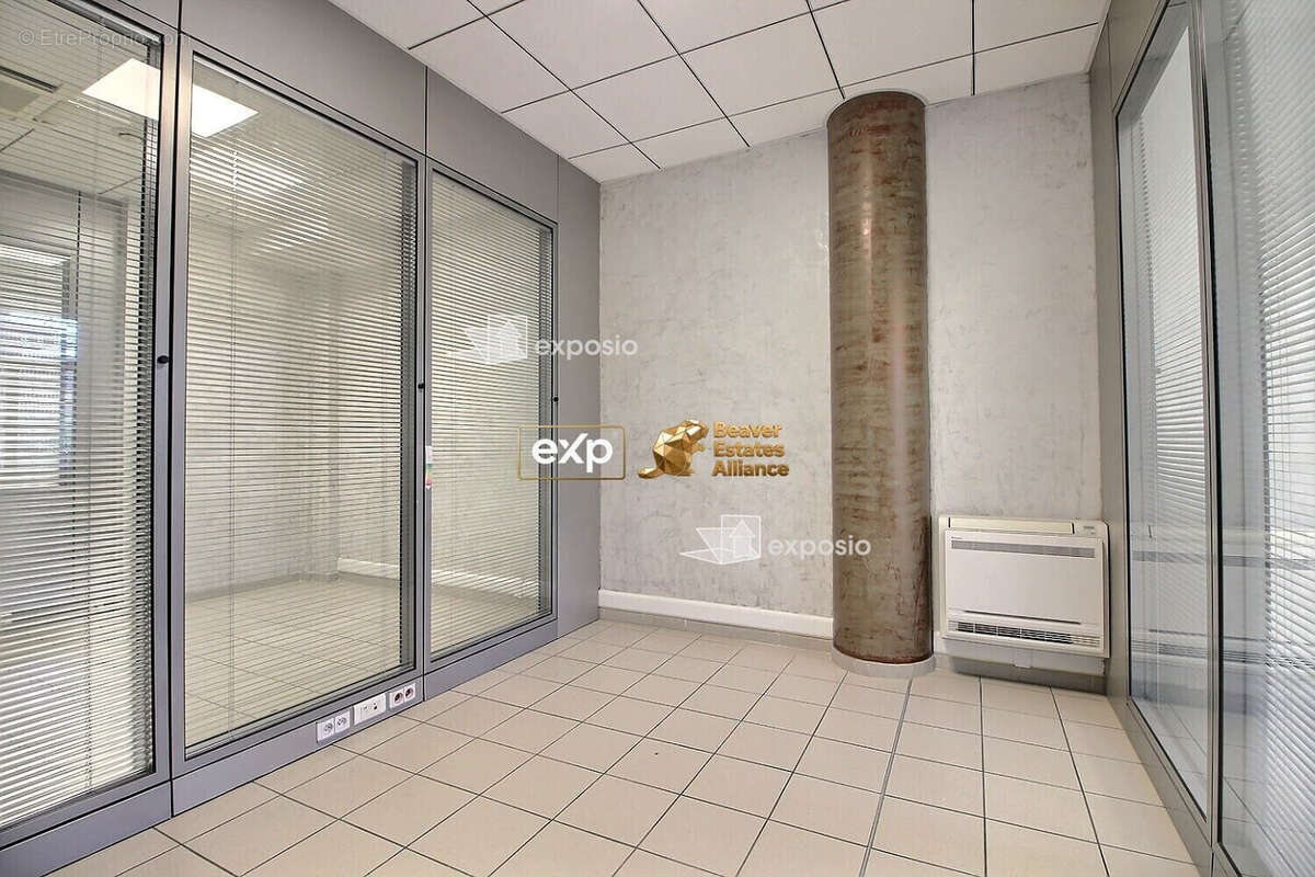Commerce 250 m² à Chateaurenard  - photo 8