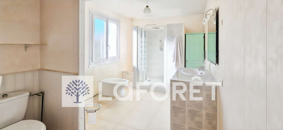 Maison à MONTPELLIER-DE-MEDILLAN