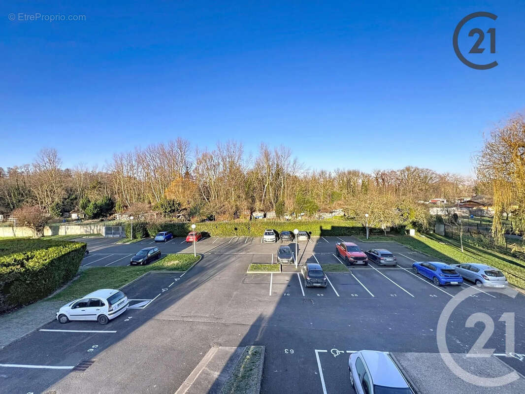 Appartement à TINQUEUX