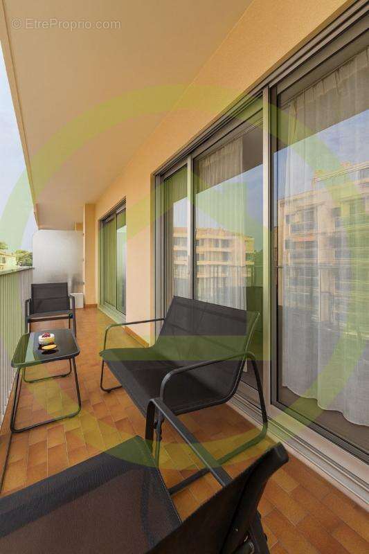 Appartement à ROQUEBRUNE-CAP-MARTIN