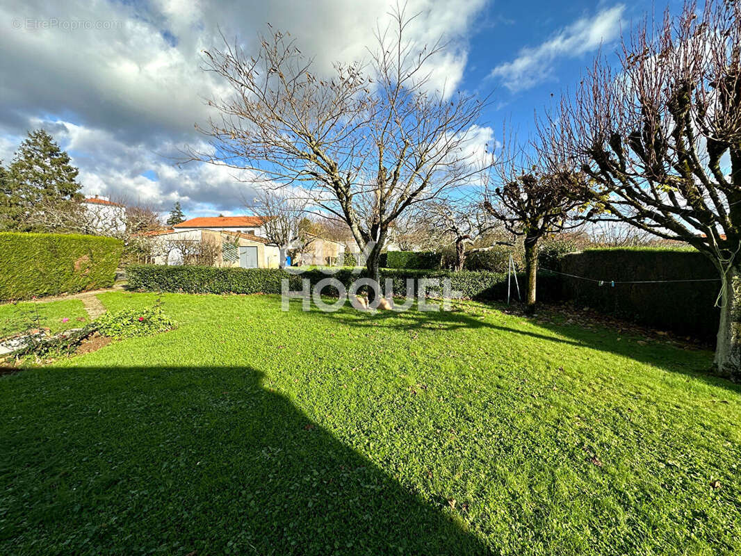 Maison à FONTENAY-LE-COMTE