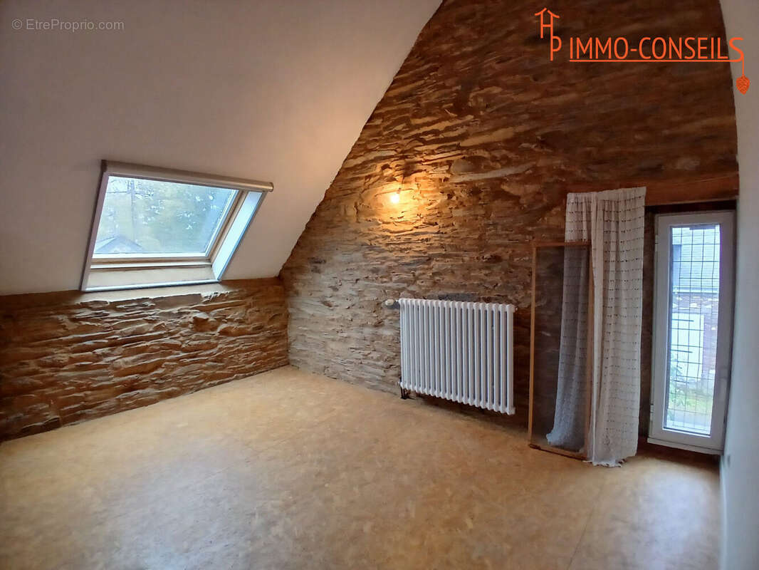 Maison à GUEMENE-PENFAO