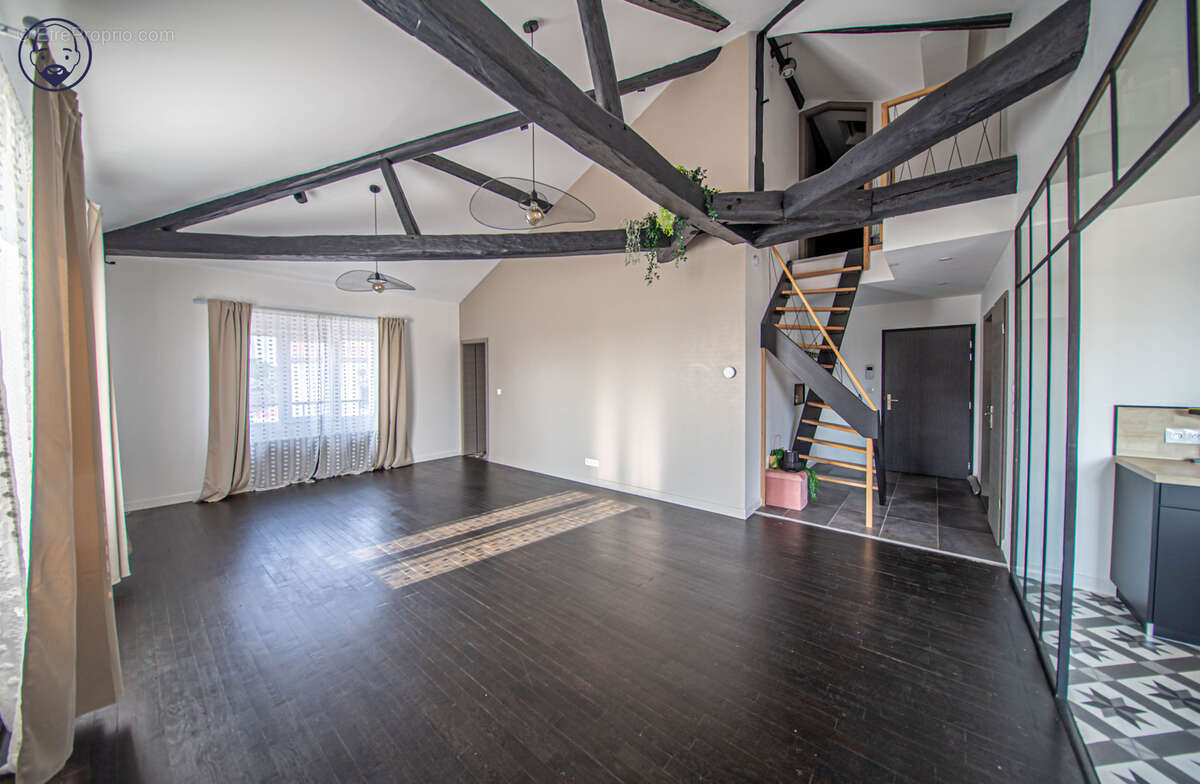 Duplex - 2 chambres et balcon - photo 2