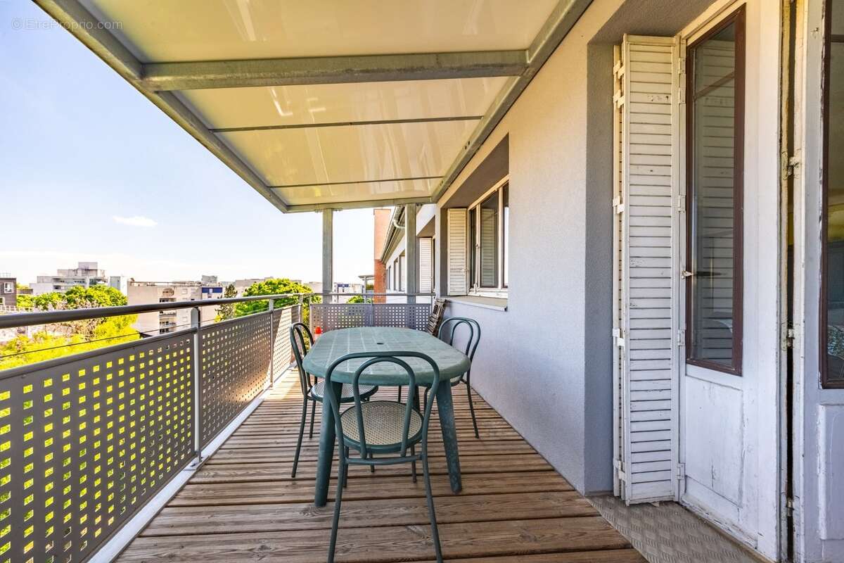 Appartement à vendre 5 pièces DIJON (21) de 95 m² avec grand balcon, cave et garage - photo 17
