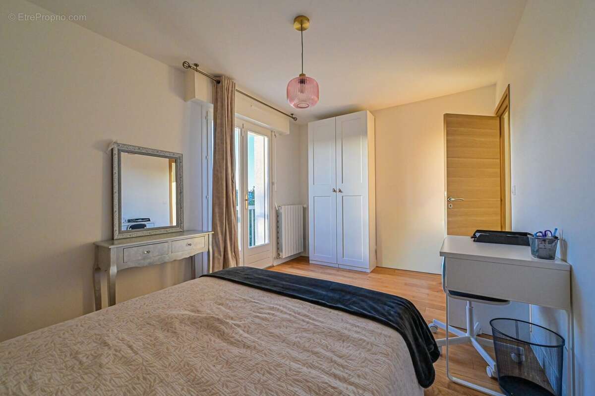 Maison à BONNEUIL-SUR-MARNE